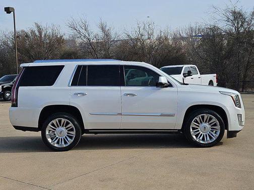 2019 Cadillac Escalade Platinum