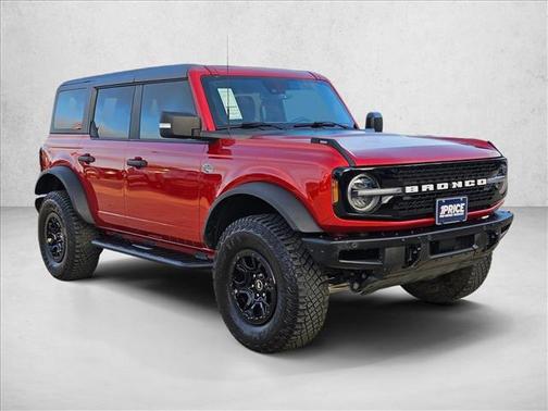 Hot Pepper Red Metallic Tinted Clearcoat 2024 Ford Bronco Wildtrak