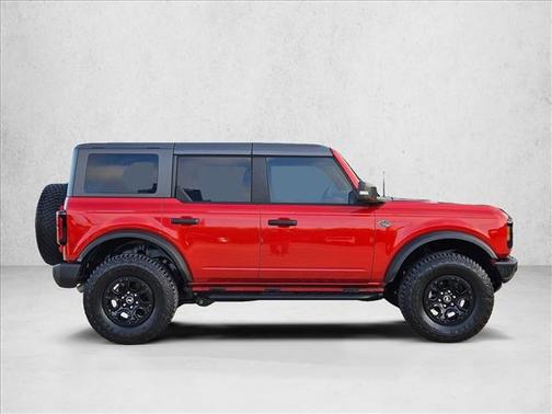 Hot Pepper Red Metallic Tinted Clearcoat 2024 Ford Bronco Wildtrak