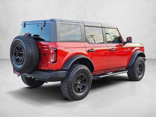 Hot Pepper Red Metallic Tinted Clearcoat 2024 Ford Bronco Wildtrak