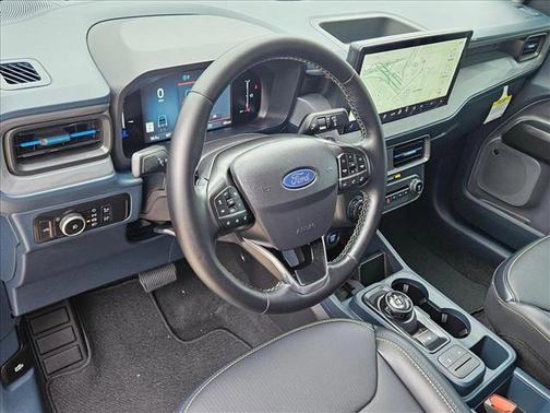 2025 Ford Maverick Lobo
