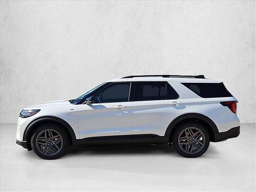 Star White Metallic Tri-Coat 2027 Ford Explorer ST-Line
