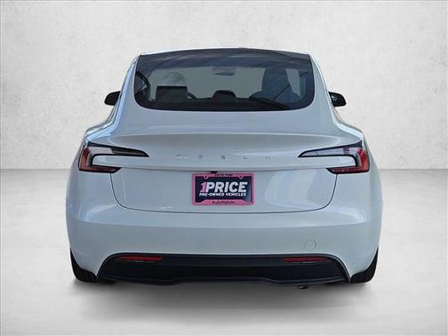 Pearl White Multi-Coat 2024 Tesla Model 3 Standard Range