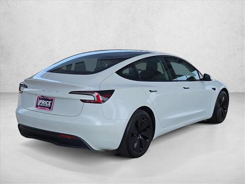 Pearl White Multi-Coat 2024 Tesla Model 3 Standard Range