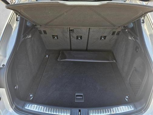 2021 Porsche Macan Macan Turbo