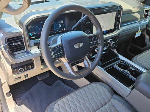 2025 Ford F-450 Platinum