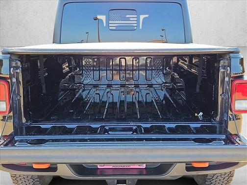Black Clearcoat 2022 Jeep Gladiator Mojave 4x4