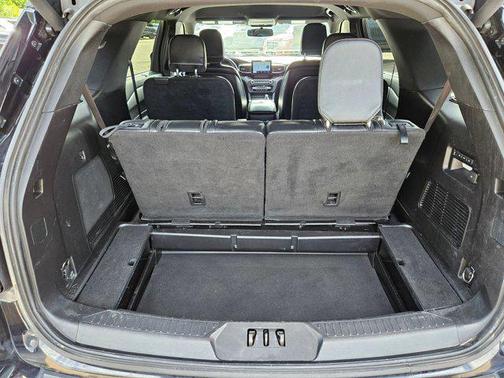 Agate Black Metallic 2020 Ford Explorer Limited