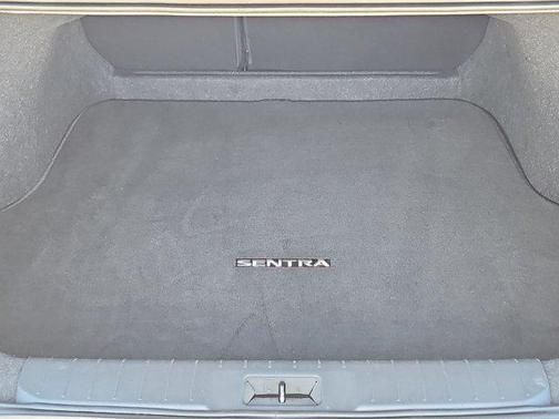 Gun Metallic 2025 Nissan Sentra SR