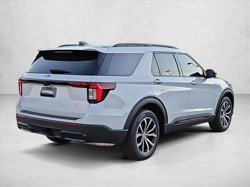 Space White Metallic 2026 Ford Explorer ST-Line