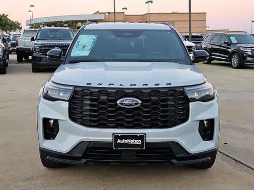 Space White Metallic 2026 Ford Explorer ST-Line