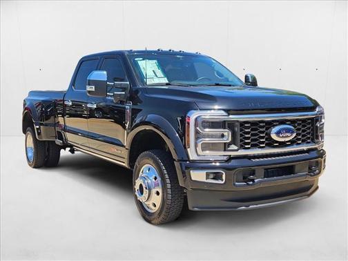 2025 Ford F-450 Platinum