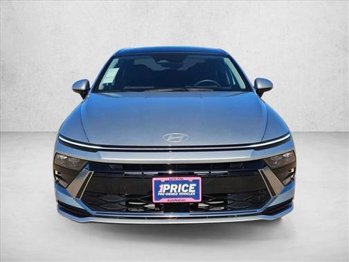 Aero Silver 2024 Hyundai SONATA SEL