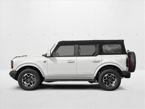 Oxford White 2026 Ford Bronco Outer Banks