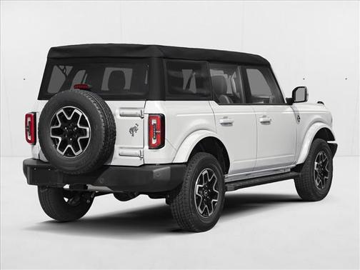 Oxford White 2026 Ford Bronco Outer Banks