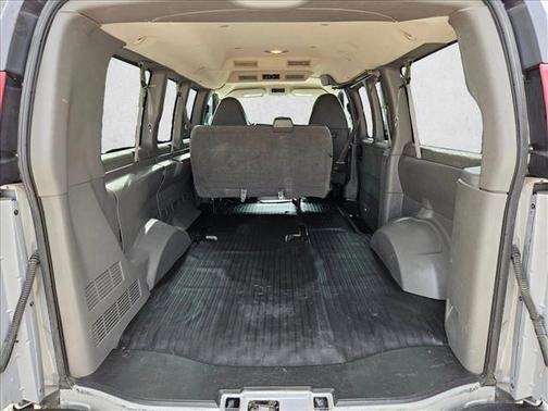 Silver Ice Metallic 2015 Chevrolet Express 2500 LT
