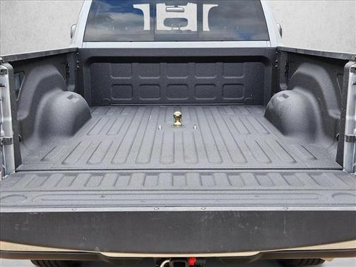 Billet Silver Metallic Clearcoat 2022 RAM 2500 Tradesman Crew Cab 4x4 6'4' Box