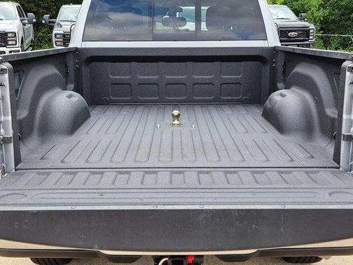 Billet Silver Metallic Clearcoat 2022 RAM 2500 Tradesman Crew Cab 4x4 6'4' Box