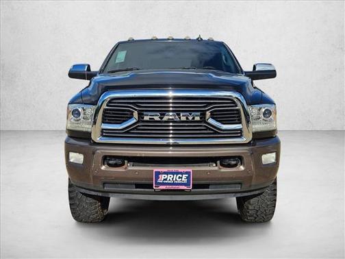Brilliant Black Crystal Pearlcoat 2017 RAM 3500 Longhorn