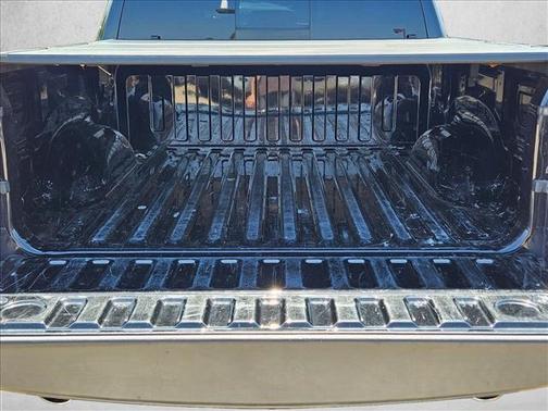 Diamond Black Crystal Pearlcoat 2022 RAM 1500 Longhorn