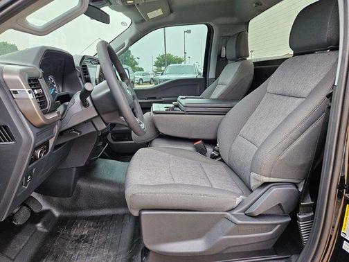Agate Black Metallic 2026 Ford F-150 XL