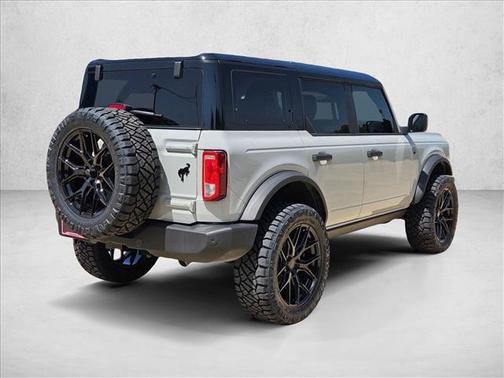Avalanche Gray 2026 Ford Bronco Big Bend