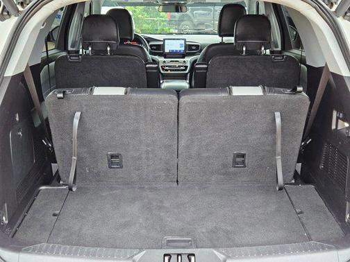 Star White Metallic Tri-Coat 2021 Ford Explorer XLT