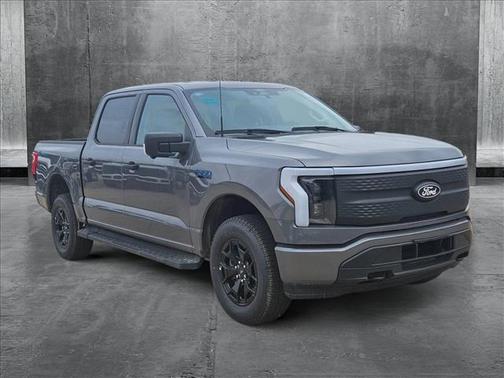 2025 Ford F-150 Lightning XLT