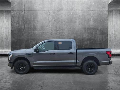 2025 Ford F-150 Lightning XLT