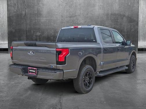 2025 Ford F-150 Lightning XLT
