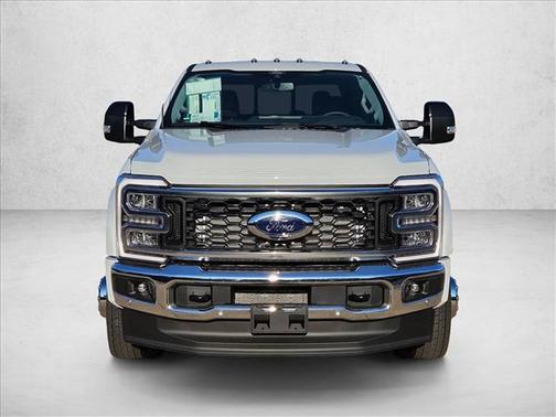 Avalanche 2026 Ford F-450 Lariat