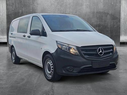 2019 Mercedes-Benz Metris Base