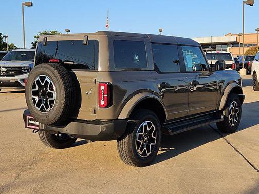 Marsh Gray 2026 Ford Bronco Outer Banks