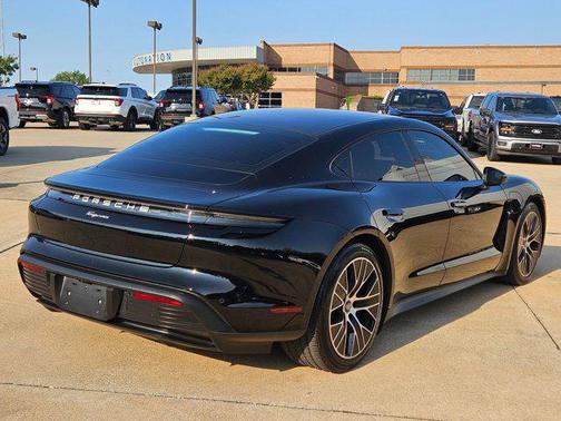 2021 Porsche Taycan RWD