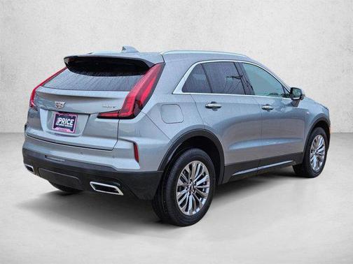 Argent Silver Metallic 2025 Cadillac XT4 Premium Luxury