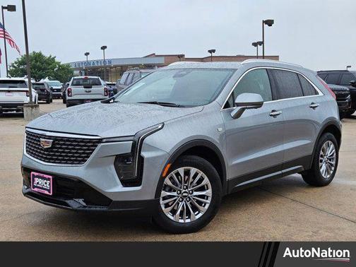 Argent Silver Metallic 2025 Cadillac XT4 Premium Luxury
