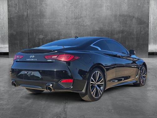2022 INFINITI Q60 LUXE AWD