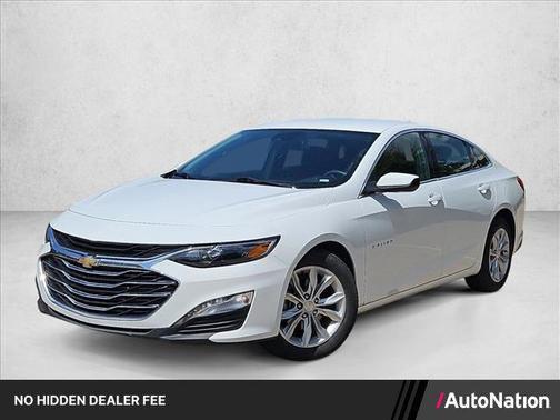 Summit White 2025 Chevrolet Malibu FWD 1LT