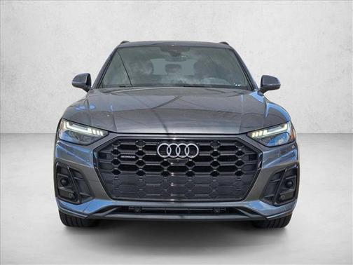 Daytona Gray Pearl Effect 2023 Audi Q5 45 S line Prestige