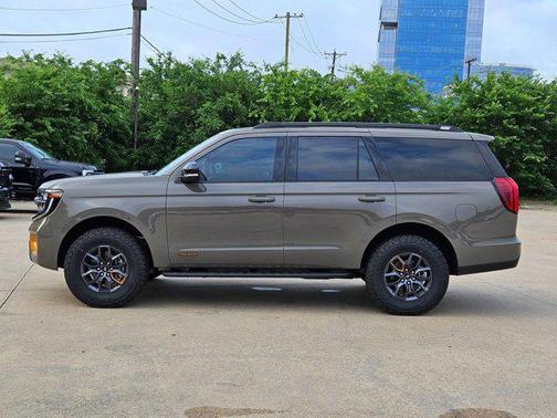 Marsh Gray 2026 Ford Expedition Tremor