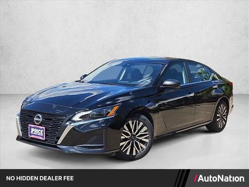 Super Black 2024 Nissan Altima 2.5 SV