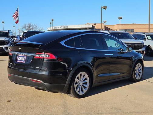2018 Tesla Model X 75D