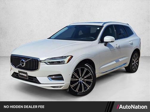 Crystal White Pearl Metallic 2019 Volvo XC60 T5 Inscription
