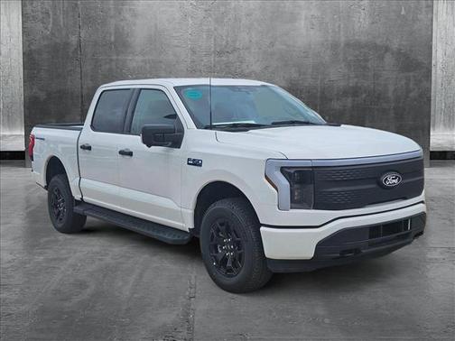 2025 Ford F-150 Lightning XLT