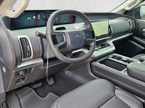 Agate Black Metallic 2026 Ford Expedition Platinum