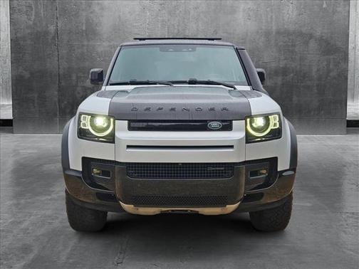 2023 Land Rover Defender 110 X-Dynamic SE