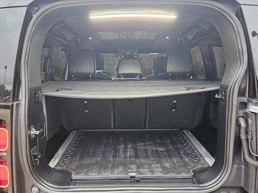 2023 Land Rover Defender 110 X-Dynamic SE
