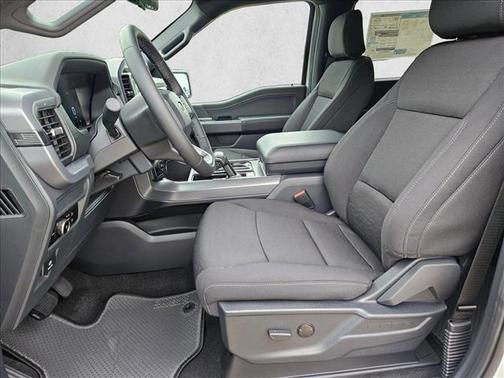 Oxford White 2026 Ford F-150 XLT