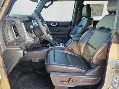 Avalanche Gray 2026 Ford Bronco Outer Banks