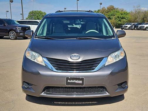 Predawn Gray Mica 2014 Toyota Sienna LE